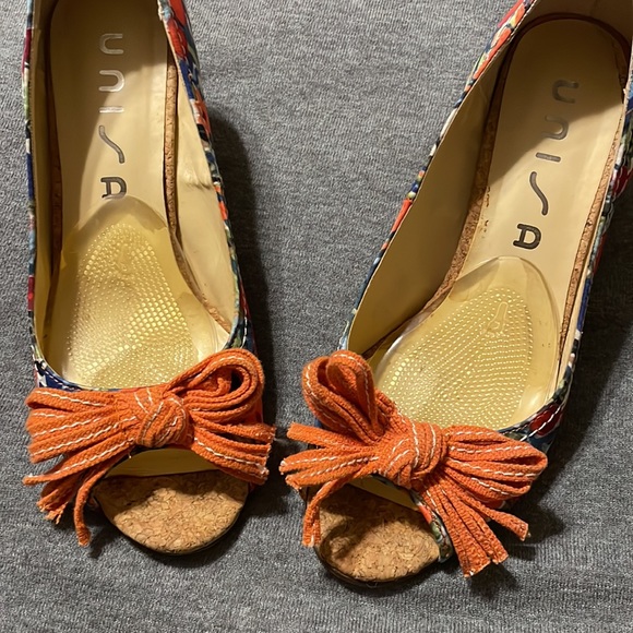 Unisa Peep Toe Wedge - Picture 2 of 6